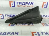 Кронштейн полки багажника правая Opel Astra 13156883