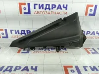 Кронштейн полки багажника правая Opel Astra 13156883