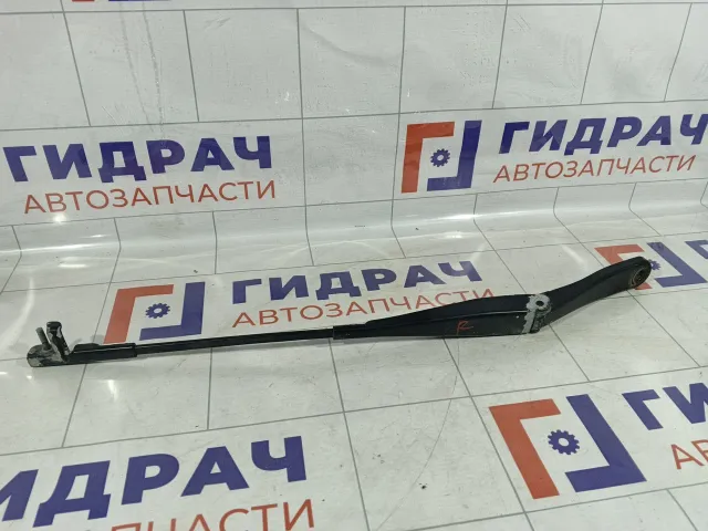 Поводок стеклоочистителя (Поводок дворника) правый Opel Astra 13111220