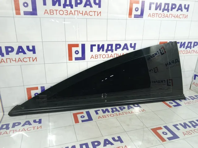 Стекло кузовное глухое (форточка) правое Opel Astra 24463993