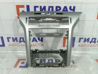 Накладка торпедо центральная Opel Astra 13141089