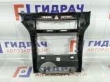Накладка торпедо центральная Opel Astra 13141089