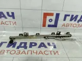 Топливная рампа (топливная рейка) Opel Astra 55559375