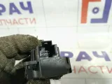 Моторчик заслонки отопителя (печки) Opel Astra 13175551