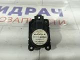 Моторчик заслонки отопителя (печки) Opel Astra 13175551