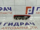 Отражатель задний правый Opel Astra 13158075