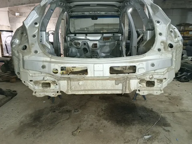 Панель задняя Opel Astra
