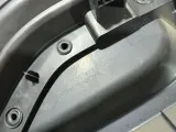 Обшивка двери передней левой Opel Astra 2231076