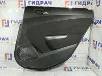 Обшивка двери задней правой Opel Astra 2231093