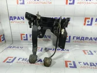 Блок педалей Opel Astra 39032859