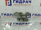 Петля капота правая Opel Astra 1160030