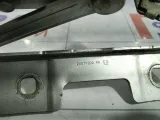 Петля капота правая Opel Astra 1160030