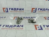 Петли двери задняя левая Opel Astra