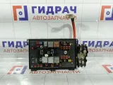Блок предохранителей Opel Astra 13343982