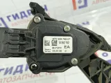 Педаль газа Opel Astra 13252702