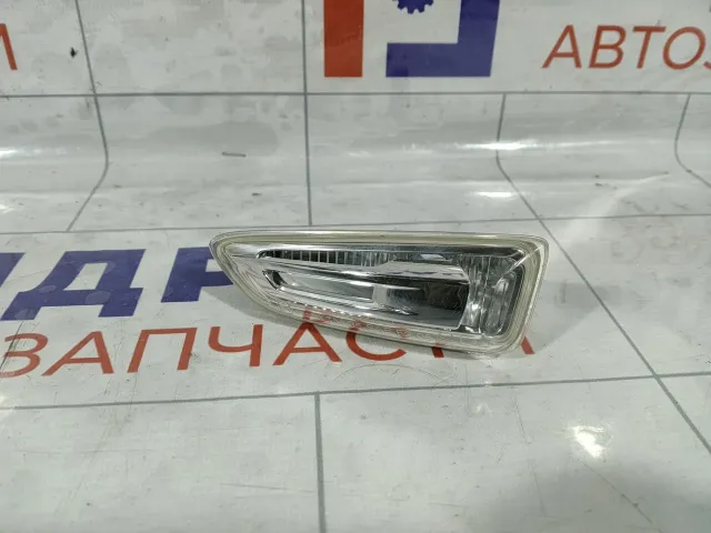 Повторитель на крыло левый Opel Astra 13273103