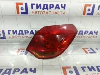 Фонарь задний наружный правый Opel Astra 1222088