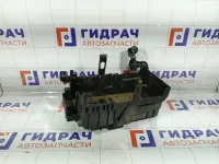 Кронштейн крепления аккумулятора (АКБ) Opel Astra 13308434