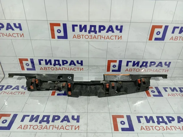 Направляющая бампера переднего Opel Astra 13264477