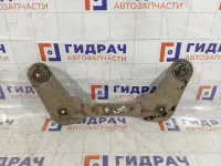 Кронштейн балки передней Opel Astra