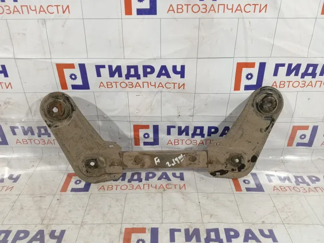 Кронштейн балки передней Opel Astra