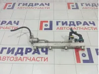Топливная рампа (топливная рейка) Opel Astra 55577580