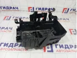 Кронштейн крепления аккумулятора (АКБ) Opel Astra 13354419