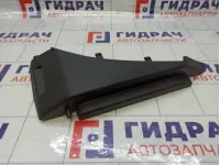 Кронштейн полки багажника правый Opel Astra 2330141