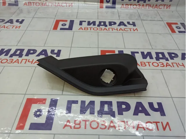 Накладка торпедо правая Opel Astra 2208296
