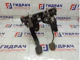 Блок педалей Opel Astra 13354331