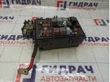 Блок предохранителей Opel Astra 13343764