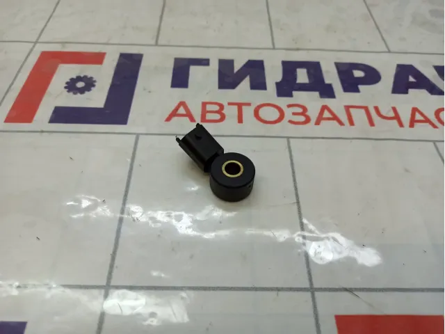 Датчик детонации Opel Astra 55563372