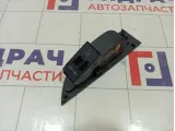 Кнопка стеклоподъемника заднего правого Opel Astra 6240774