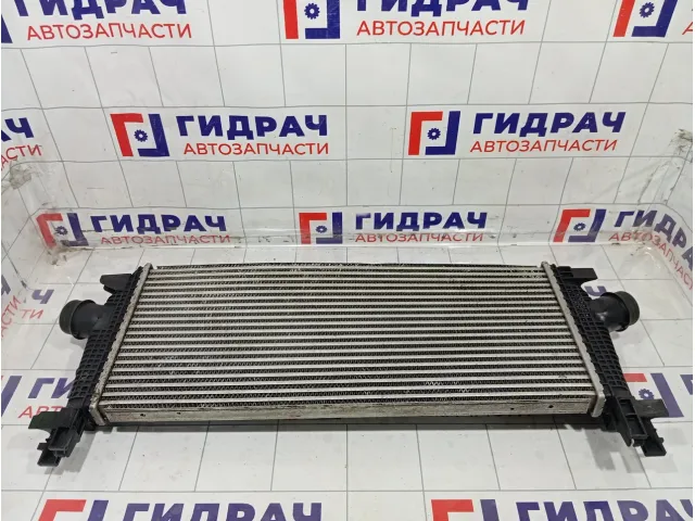 Интеркулер Opel Astra 1302148