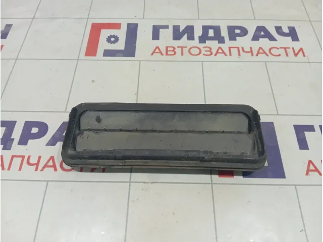 Решетка вентиляционная Opel Astra 13502347