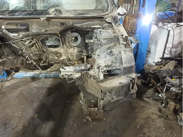 Лонжерон передний правый Opel Astra