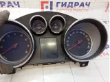Панель приборов Opel Astra 1256873