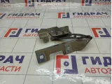 Петля капота правая Opel Astra 20879202
