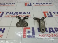 Петли двери задней правой Opel Astra