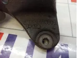 Кронштейн двигателя правый Opel Astra 13277741