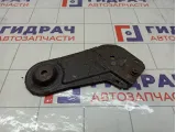 Кронштейн балки передней правый Opel Astra 13266388