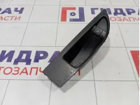 Кнопка стеклоподъемника заднего левого Opel Astra 6240774