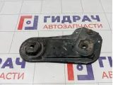 Кронштейн балки передний левый Opel Astra 13266387