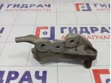Кронштейн двигателя правый Opel Astra 13248511