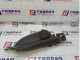 Обшивка стойки задней правой нижняя Opel Astra 13261718