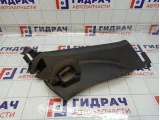 Обшивка стойки задней правой нижняя Opel Astra 13261718