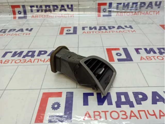 Дефлектор воздушный правый Opel Astra 13300551