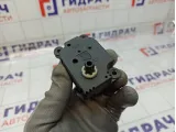 Моторчик заслонки отопителя (печки) Opel Astra U9518001U101