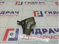 Кронштейн крепления крыла левый Opel Astra 13276370