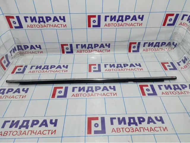 Накладка стекла заднего правого Opel Astra (H) 5154104.